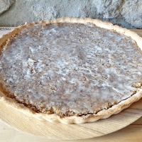 Gâteau à la noisette (spécialité dans le canton de Neuchâtel) + variante rhubarbe-amandes  {Vegan}